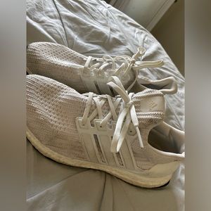 Adidas athleisure shoe size 9 men’s